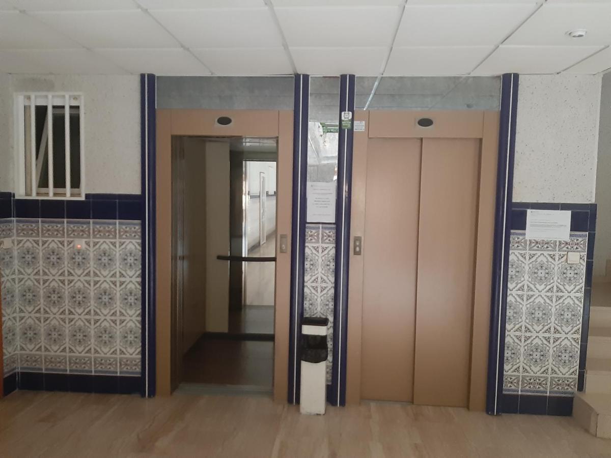 טורבייחה Modern Apartment On Playa Del Cura מראה חיצוני תמונה