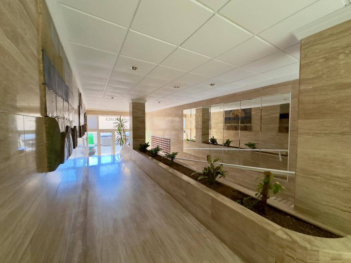 טורבייחה Modern Apartment On Playa Del Cura מראה חיצוני תמונה