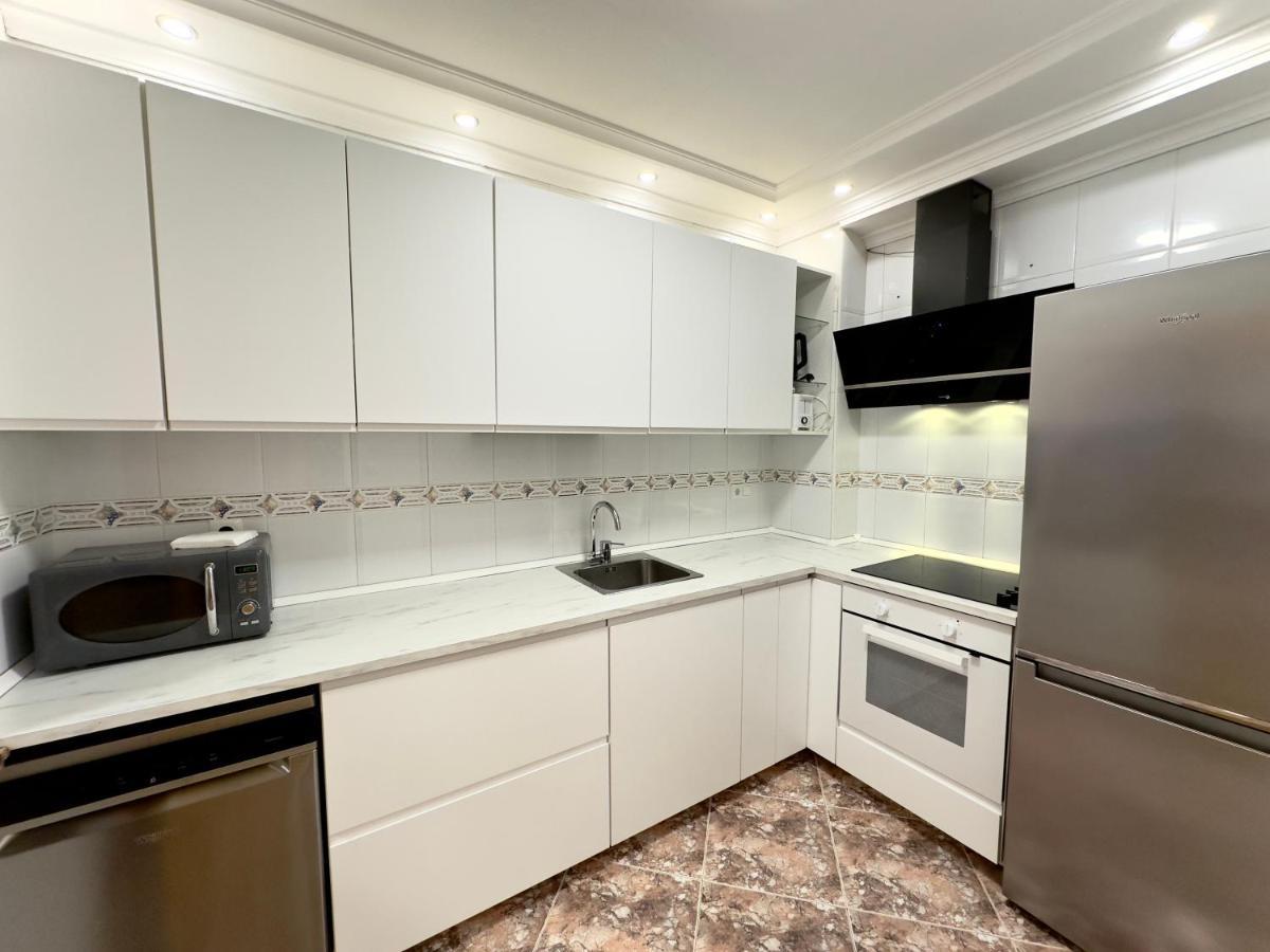 טורבייחה Modern Apartment On Playa Del Cura מראה חיצוני תמונה