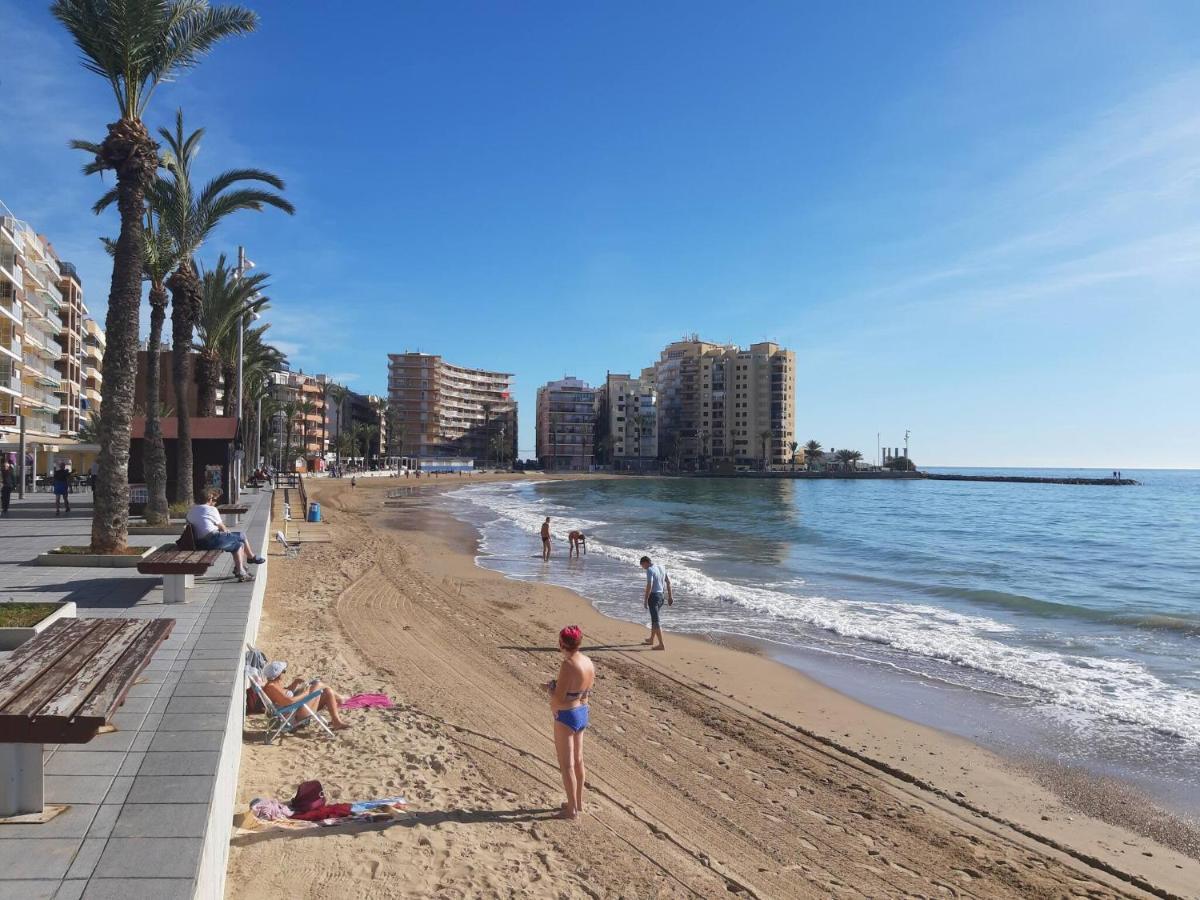 טורבייחה Modern Apartment On Playa Del Cura מראה חיצוני תמונה